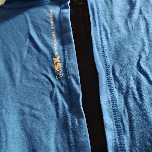 NWT Women's Los Angeles Rams Blue T-Shirt - Picture 3 of 8